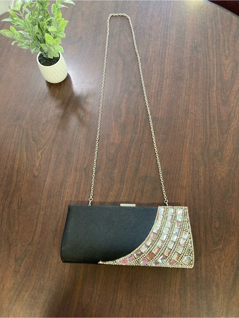 Elegant Black Evening Clutch with Crystal Accent